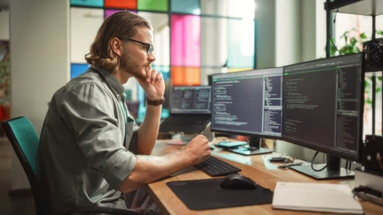 Tech Professional Strategizing SaaS Marketing Growth with a Fractional CMO Approach